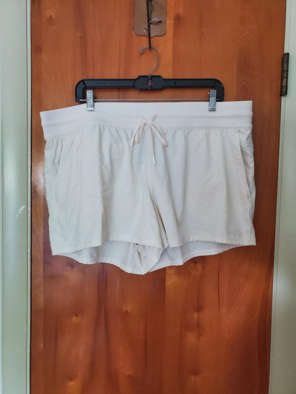 NWT Women's The North Face Aphrodite Short - XXL
